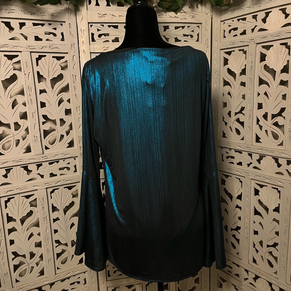 NWT! LUCKY & BLESSED GORGEOUS BOUTIQUE METALLIC TURQ BLUE LONG BELL SLEEVES TOP - Picture 7 of 10